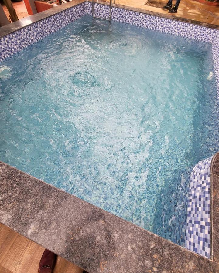 The Perfect Stays- Lal Mahal Villa With Disco Pool Lonavla Exterior foto